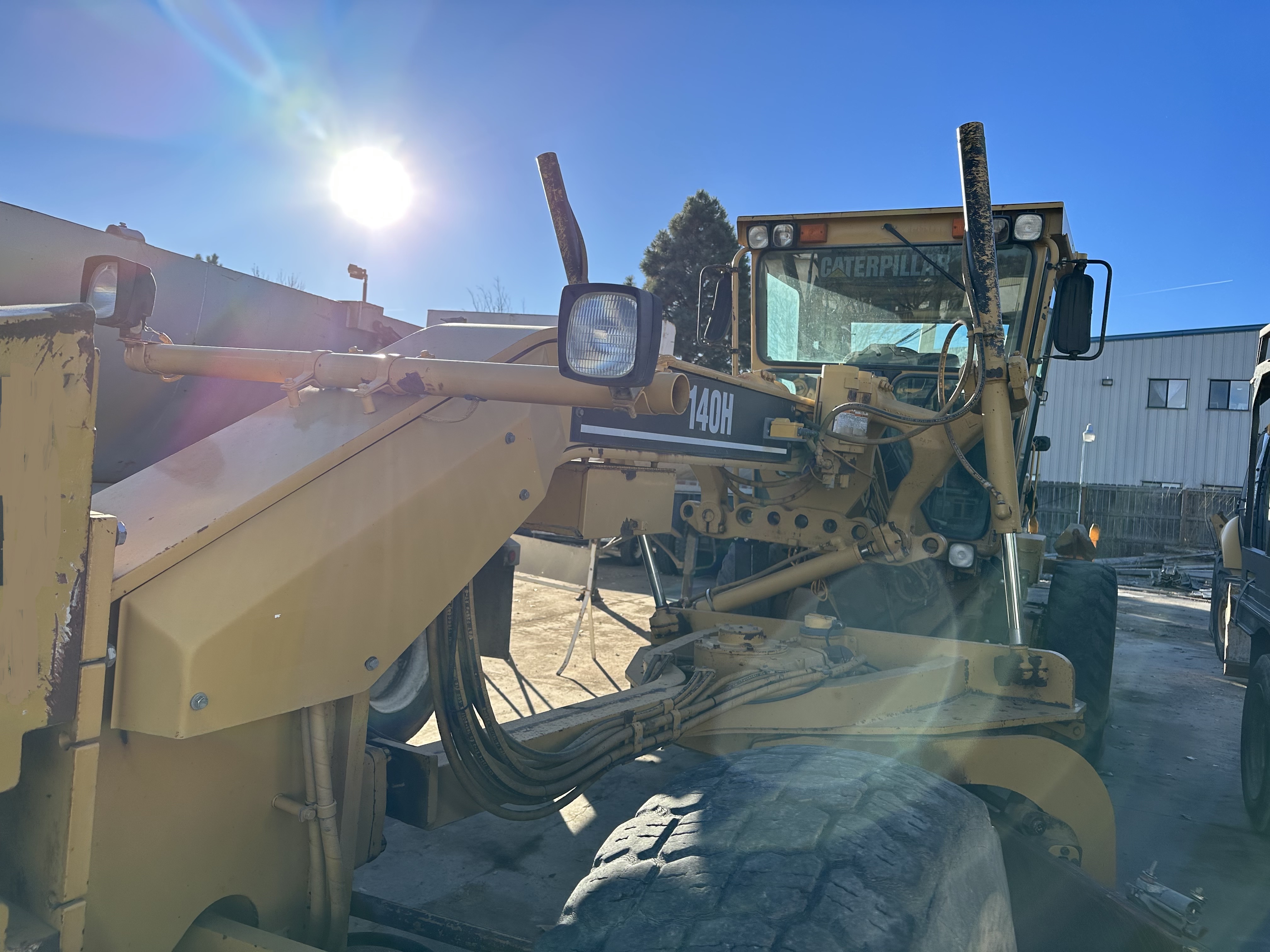 1999 CATERPILLAR 140H VHP - Image 4